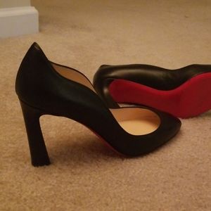 LOUBOUTIN pumps
